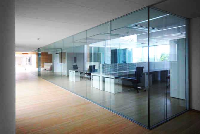 Single Glass Partition Vogline